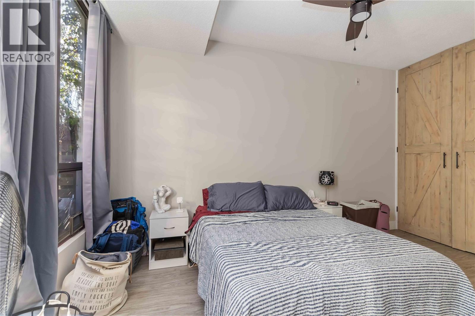 114 409 Swift St, Victoria