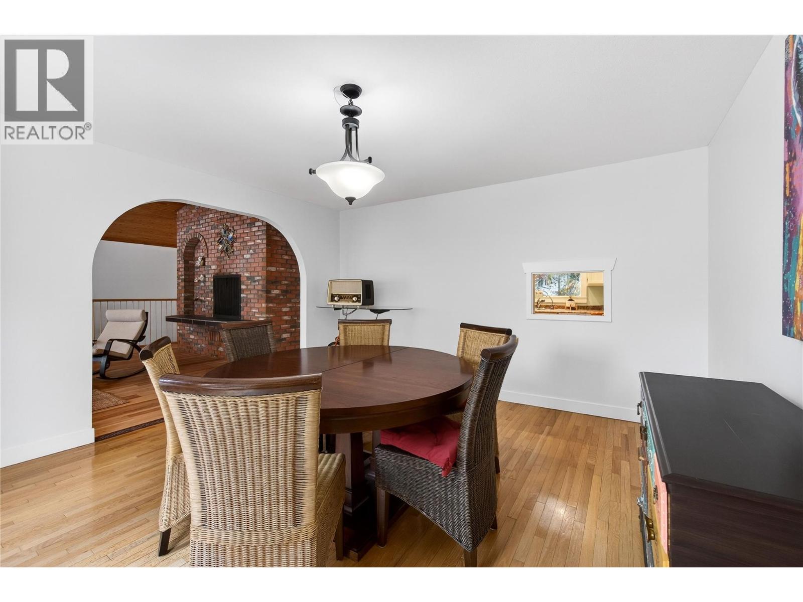 8361 Ladner Road, Vernon