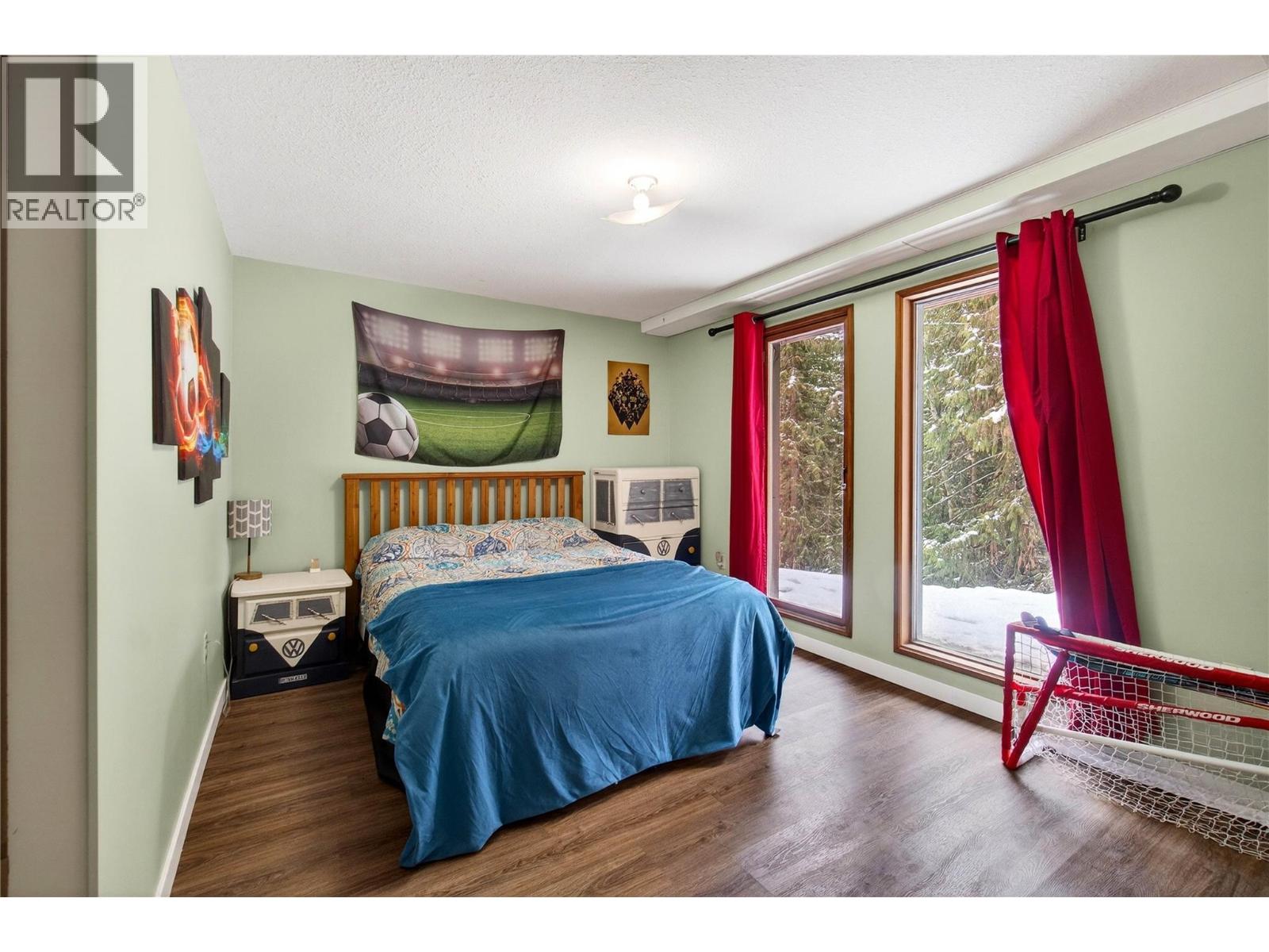 8361 Ladner Road, Vernon