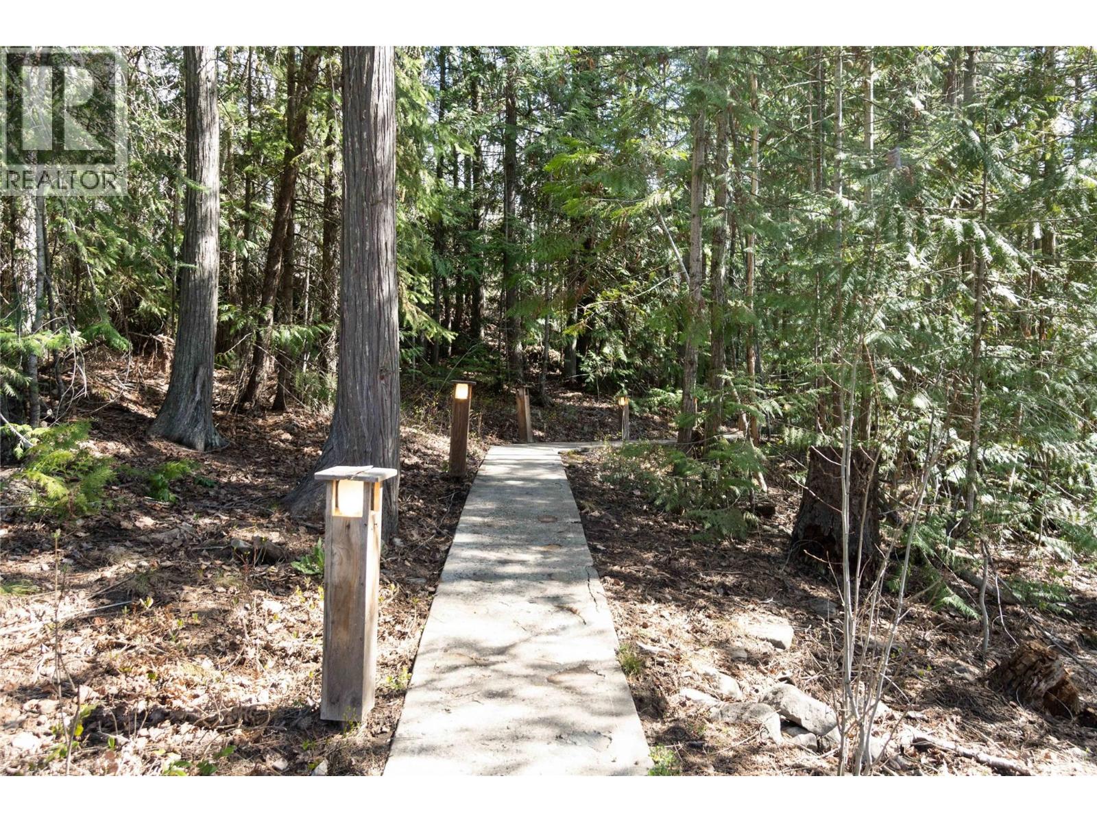 8361 Ladner Road - 48