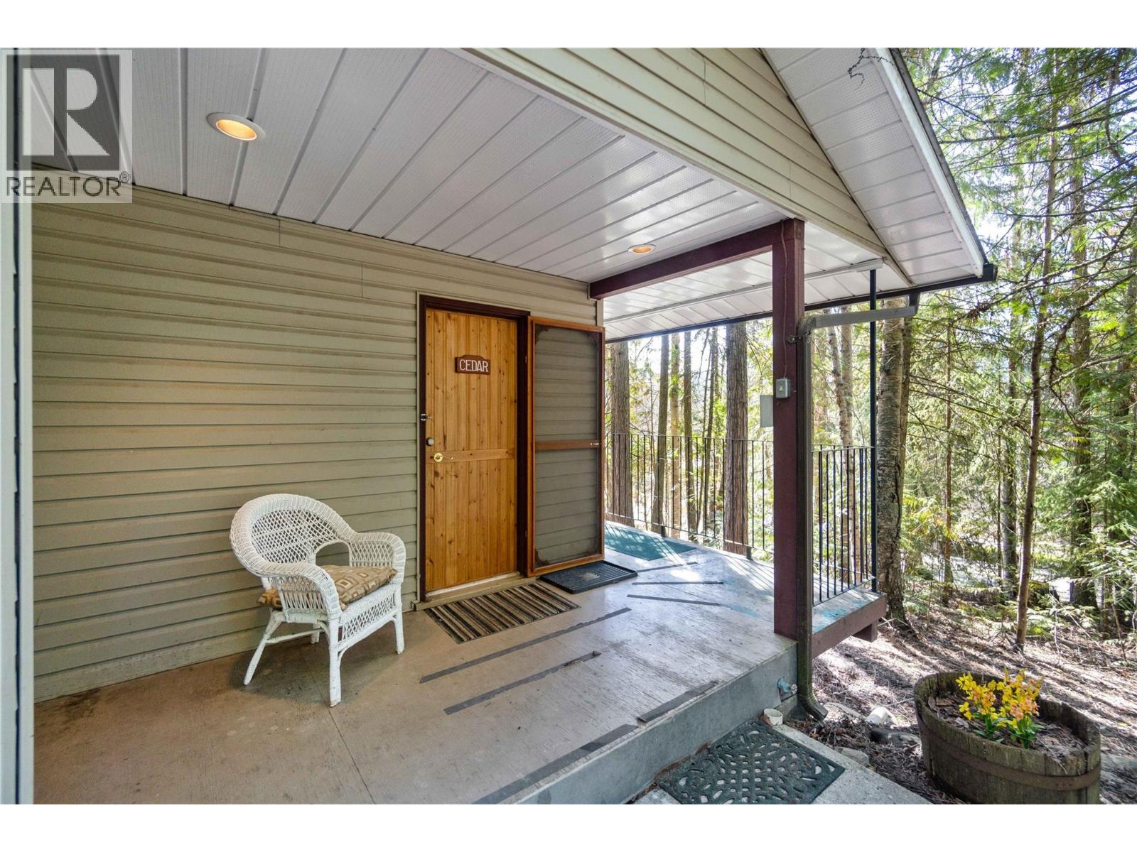 8361 Ladner Road - 51