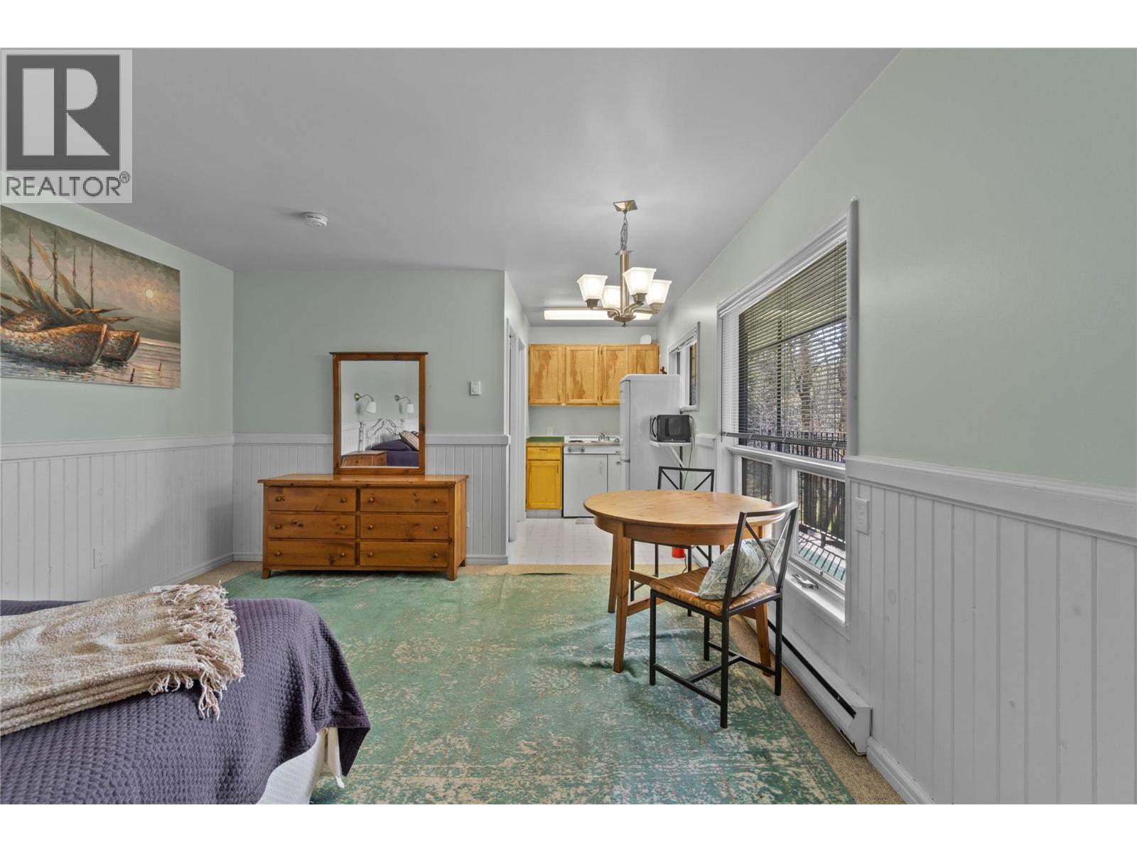 8361 Ladner Road, Vernon