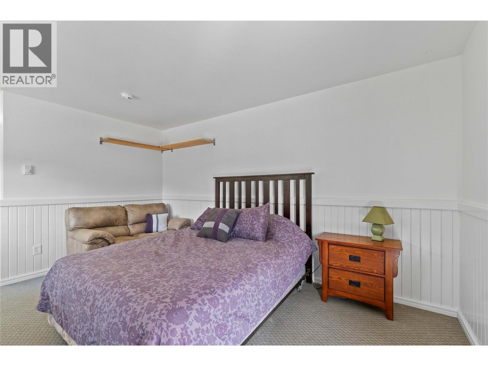 8361 Ladner Road - 58