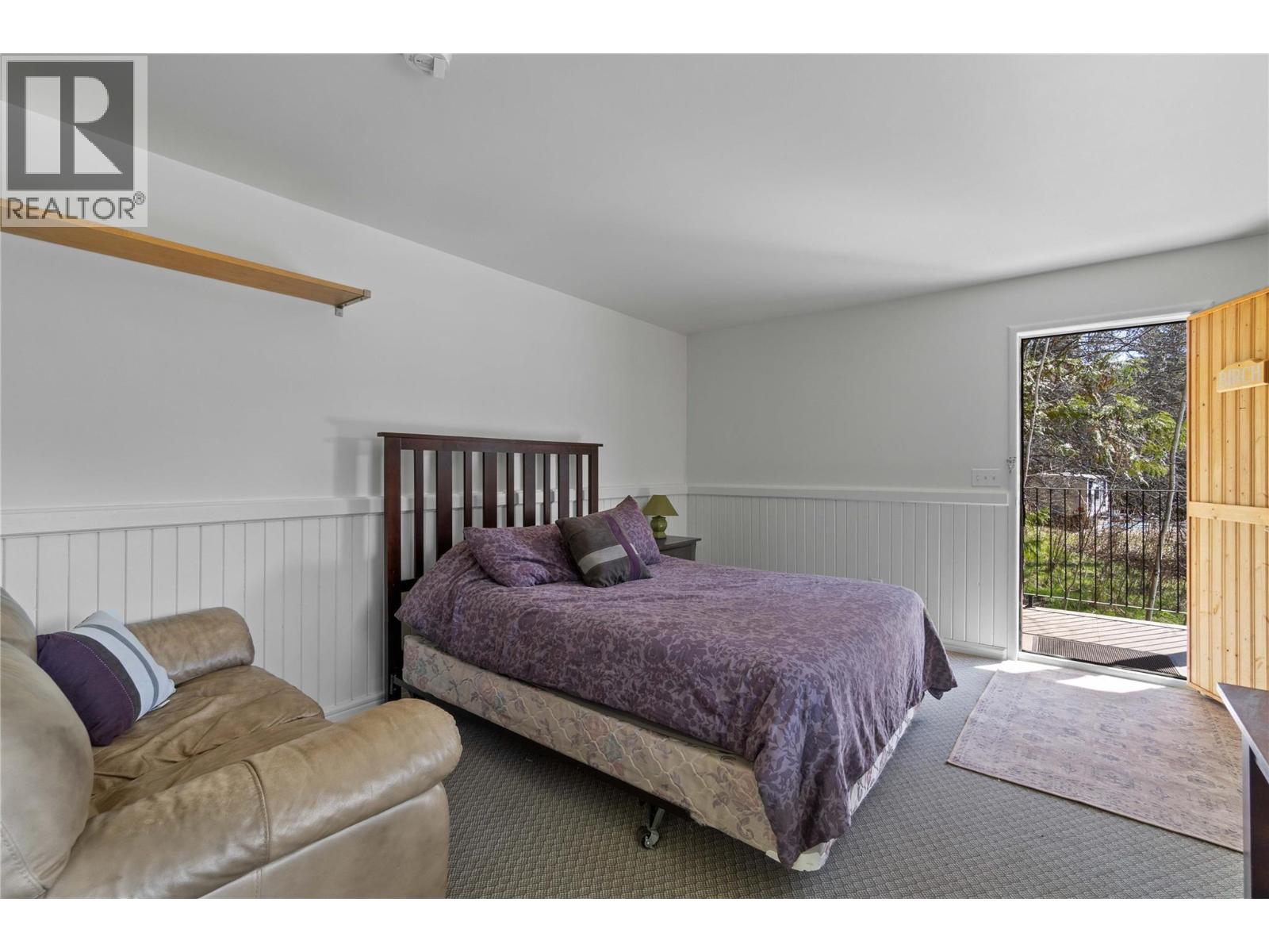 8361 Ladner Road, Vernon