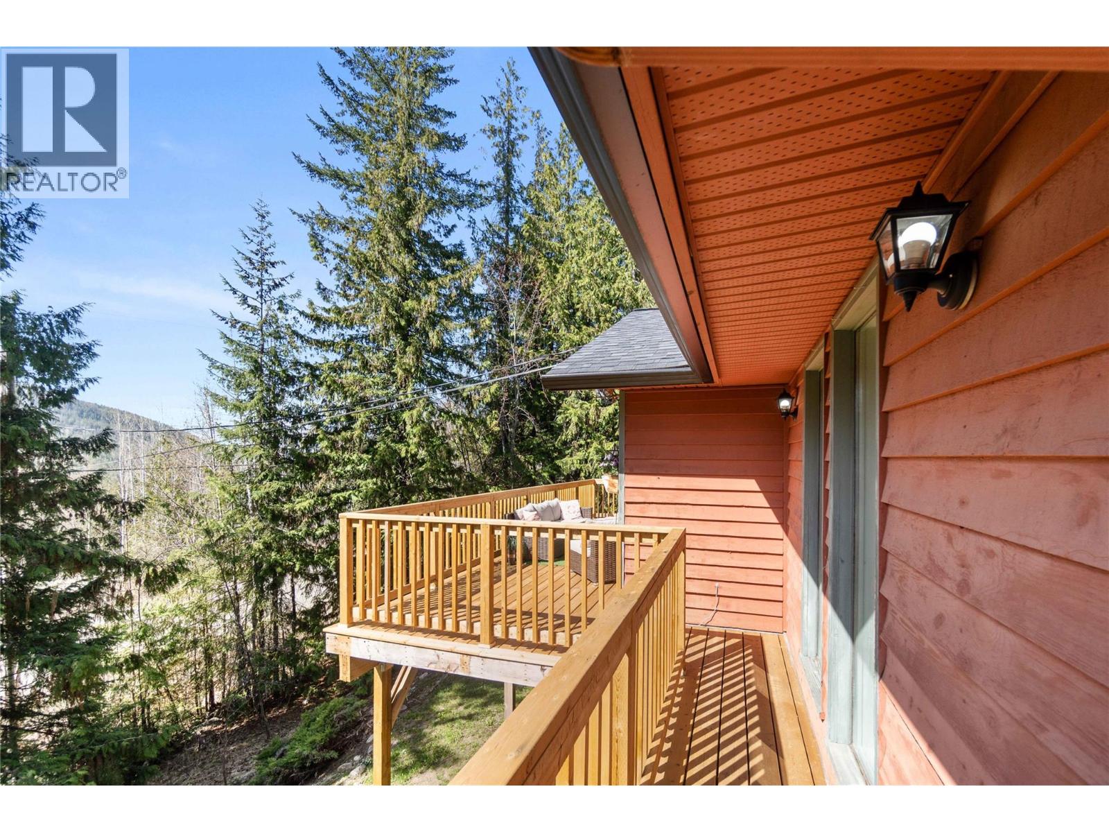 8361 Ladner Road, Vernon