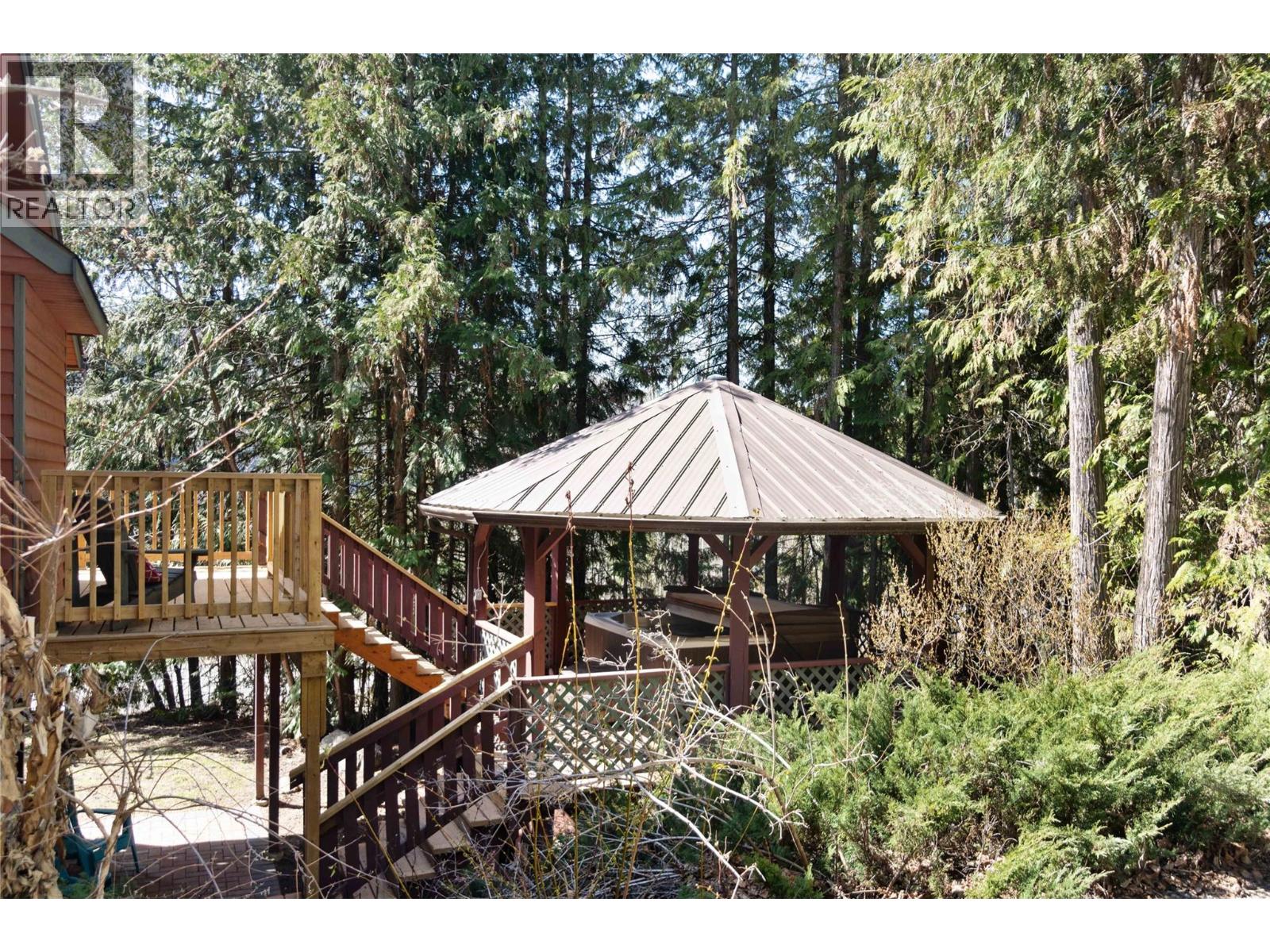 8361 Ladner Road, Vernon