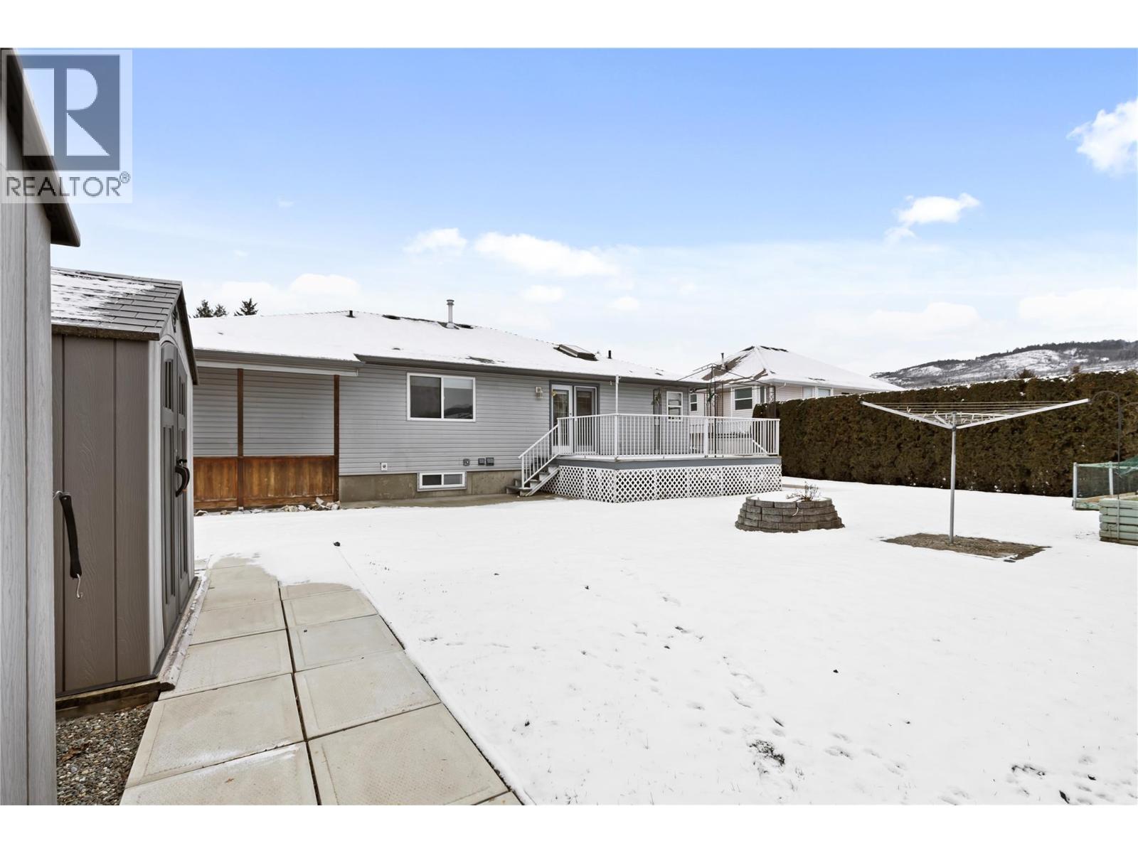 381 Robin Drive - 44