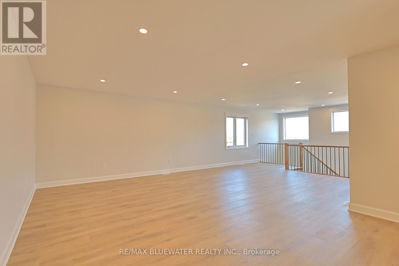 72623 STANLEY STREET - 37