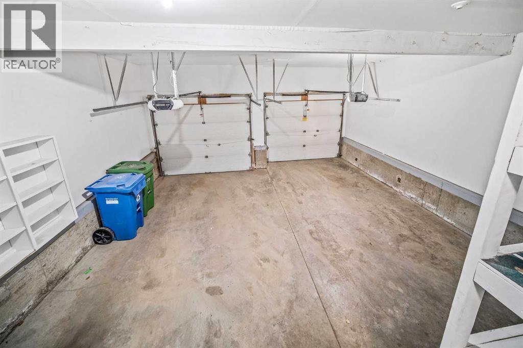 Single Family House for Sale in  Sierra Madre Crescent SW Signal Hill Calgary 