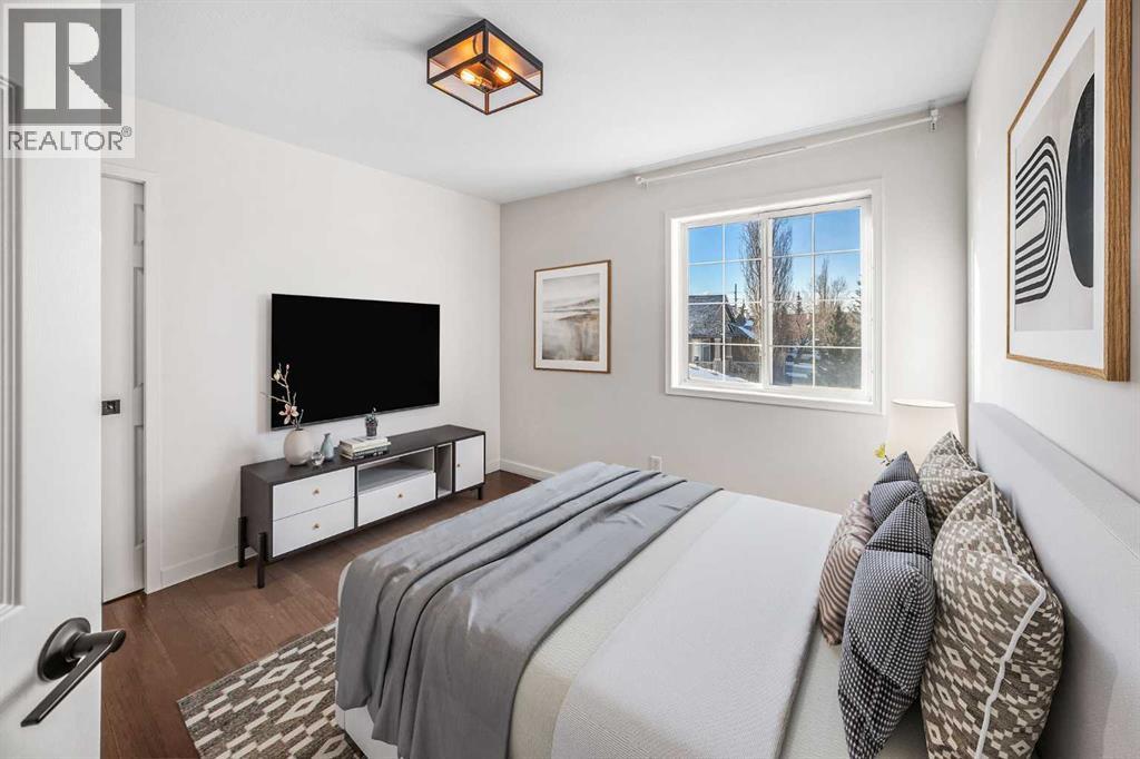 Single Family House for Sale in  Sierra Madre Crescent SW Signal Hill Calgary 