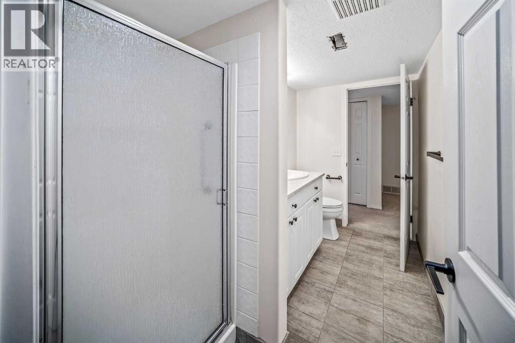 Single Family House for Sale in  Sierra Madre Crescent SW Signal Hill Calgary 