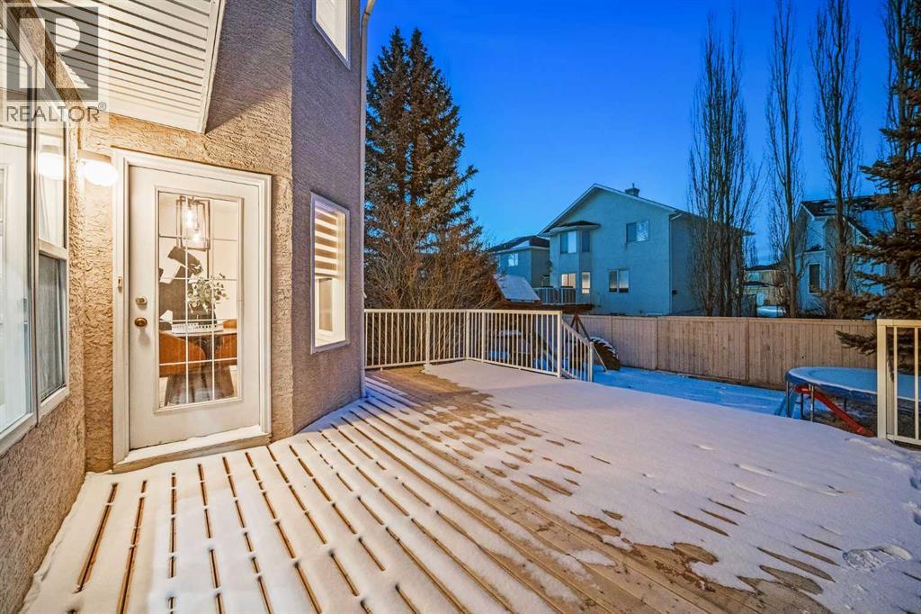 Single Family House for Sale in  Sierra Madre Crescent SW Signal Hill Calgary 