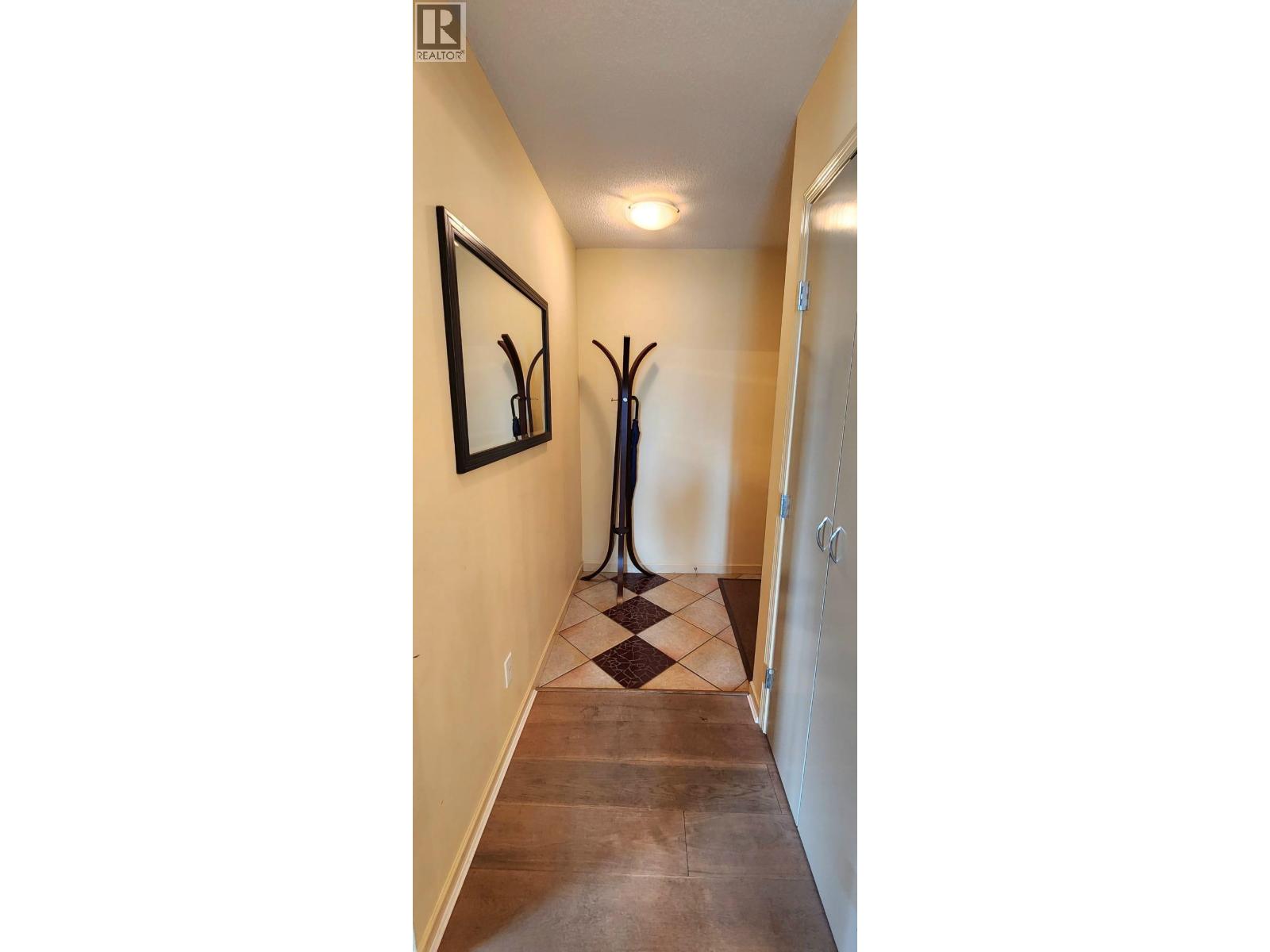 1 Bed, 1 Bath House for Rent in Vancouver – 2009 501 PACIFIC STREET, Vancouver - Image 22