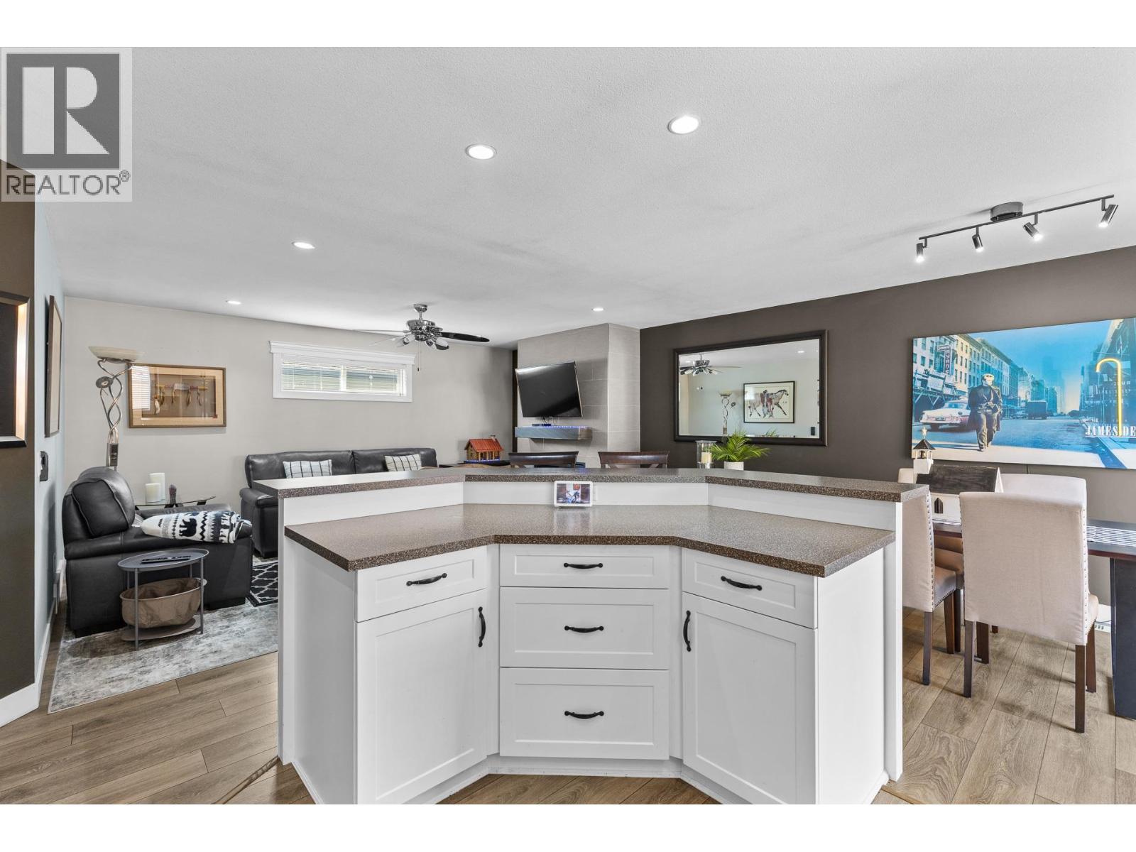  3360 Mimosa Drive, West Kelowna