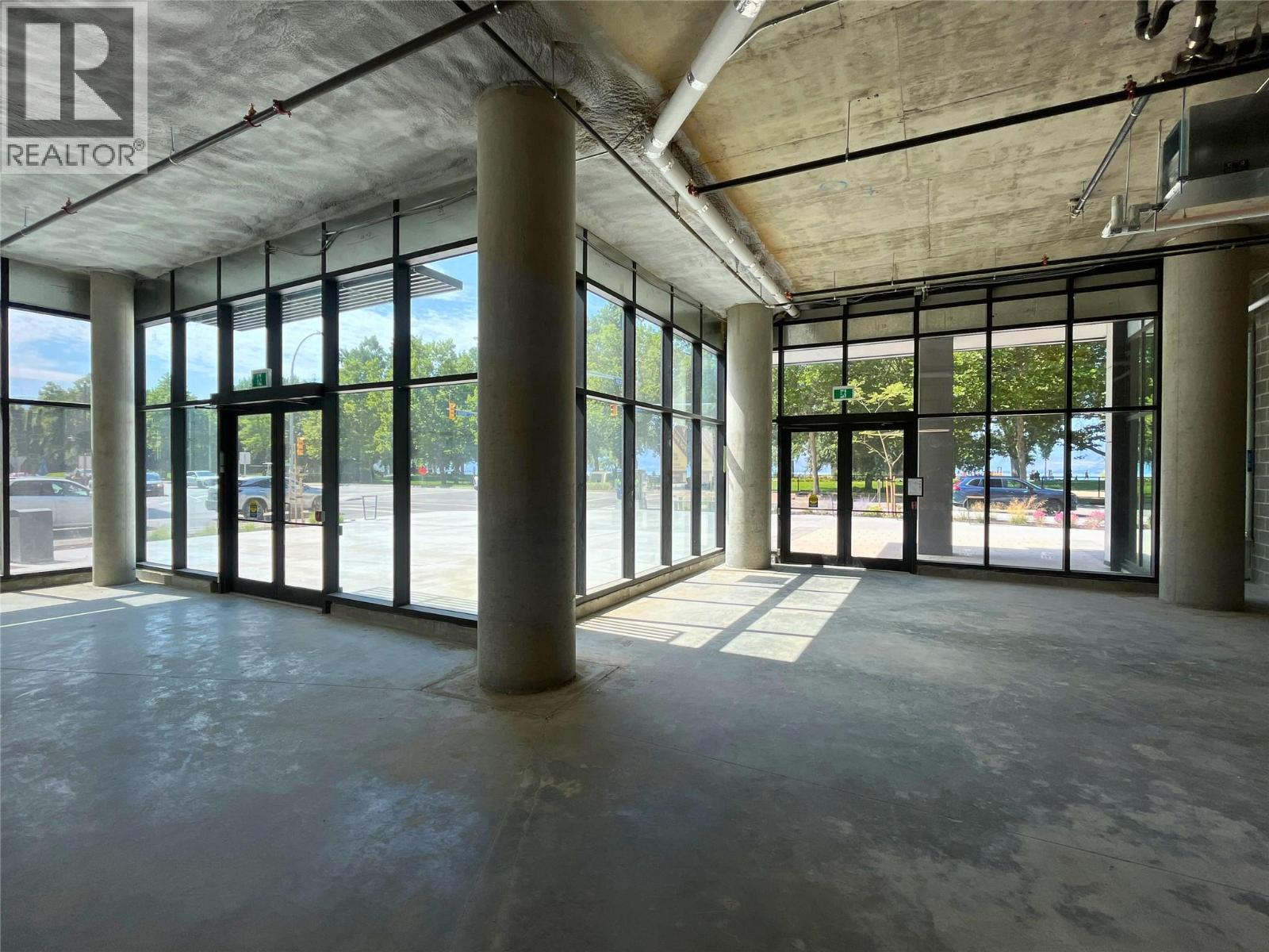  3413 Lakeshore Road, Kelowna