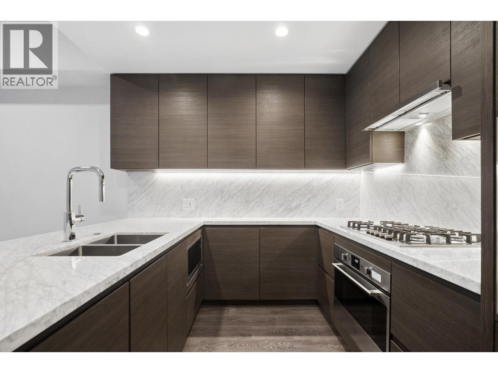 103 308 MORRISSEY Road - main photo