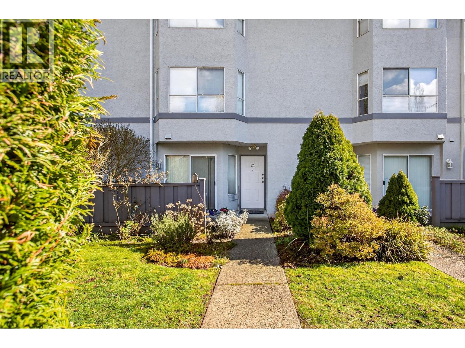 22 3476 COAST MERIDIAN ROAD, Port Coquitlam
