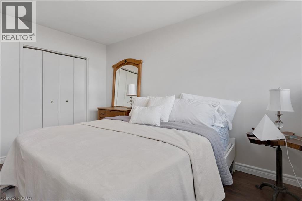 #708 24 MIDLAND Drive - 37