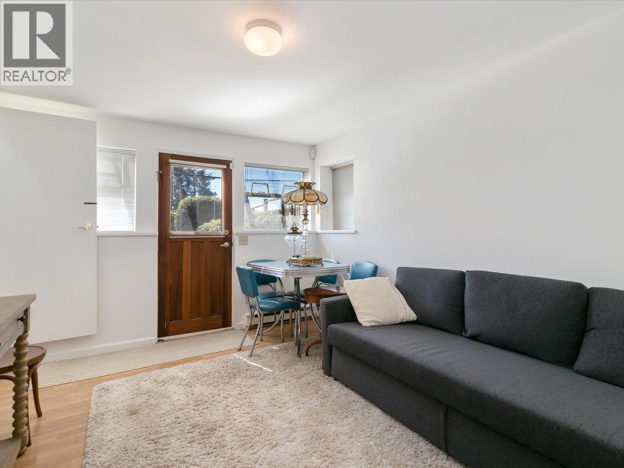 513 E 6TH STREET, North Vancouver