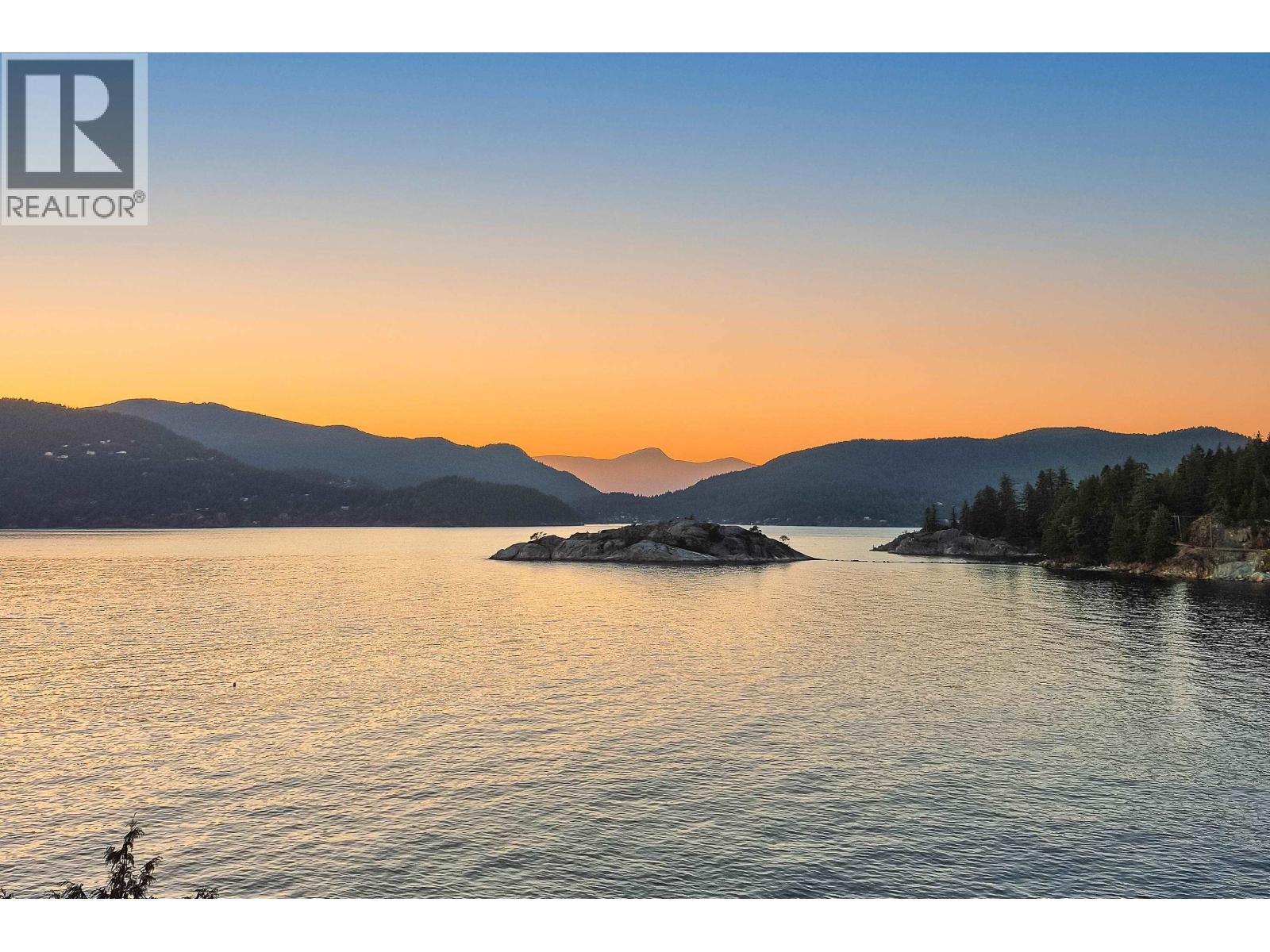 6275 TAYLOR DRIVE, West Vancouver