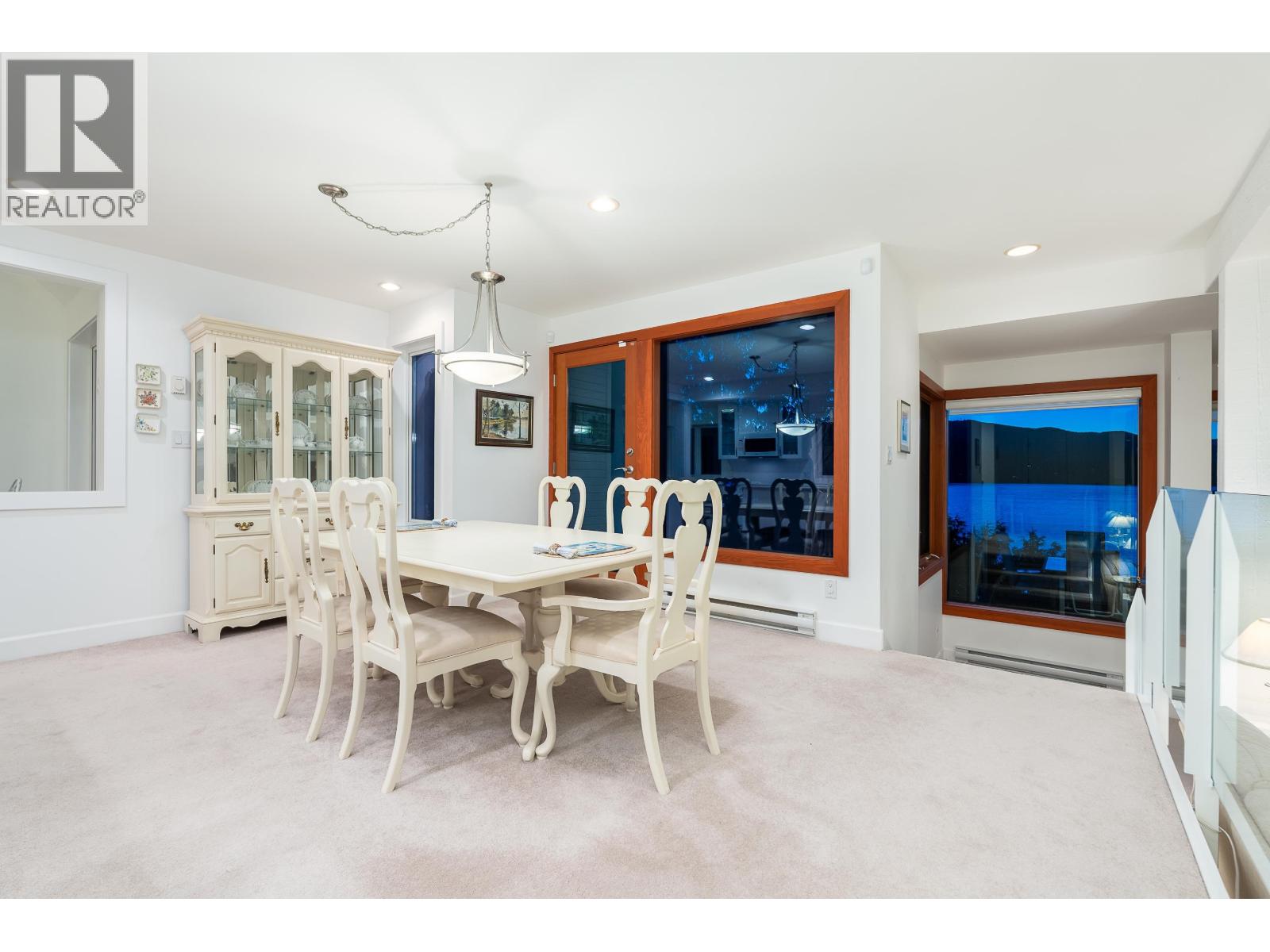 6275 TAYLOR DRIVE, West Vancouver