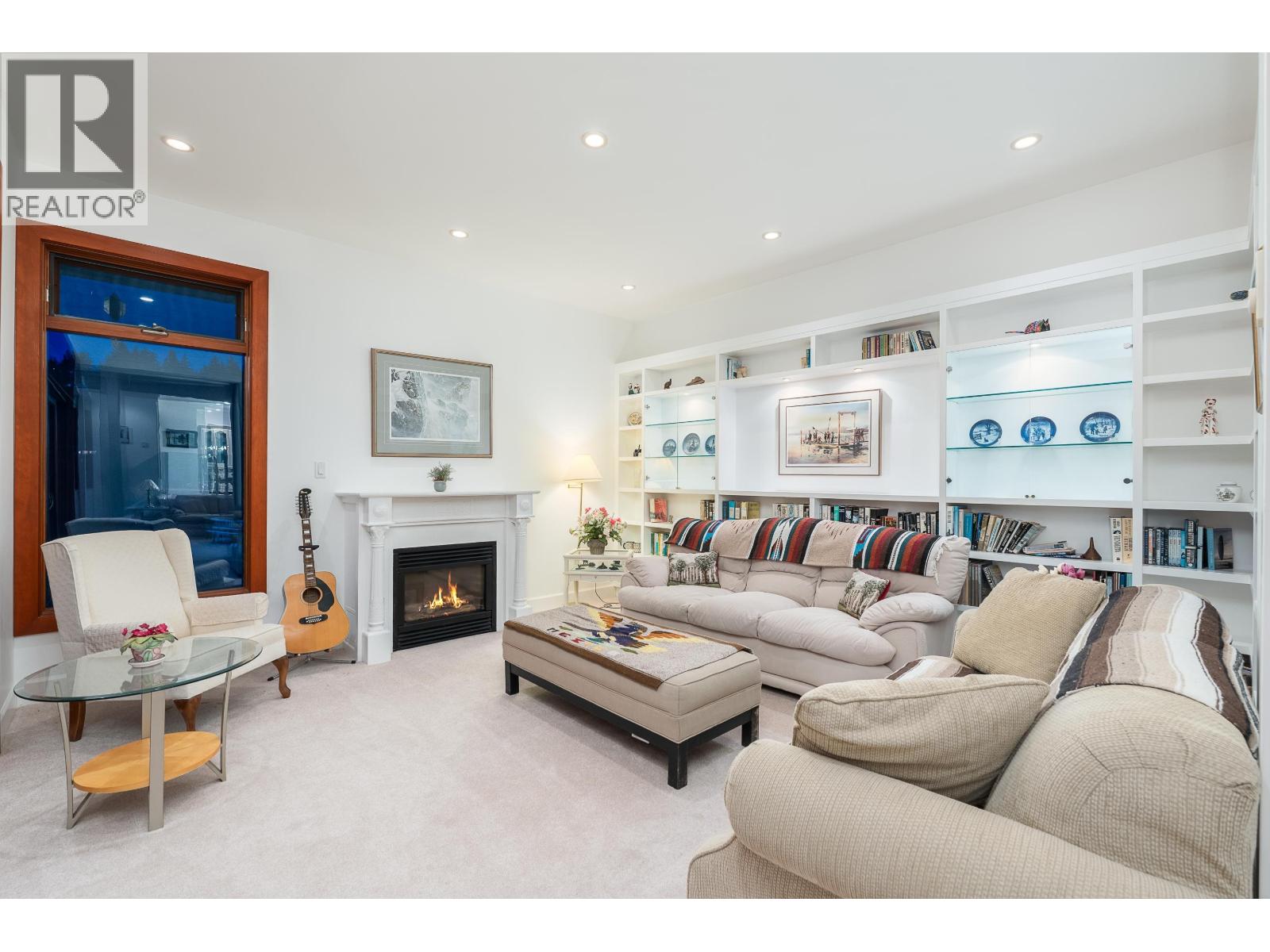 6275 TAYLOR DRIVE, West Vancouver