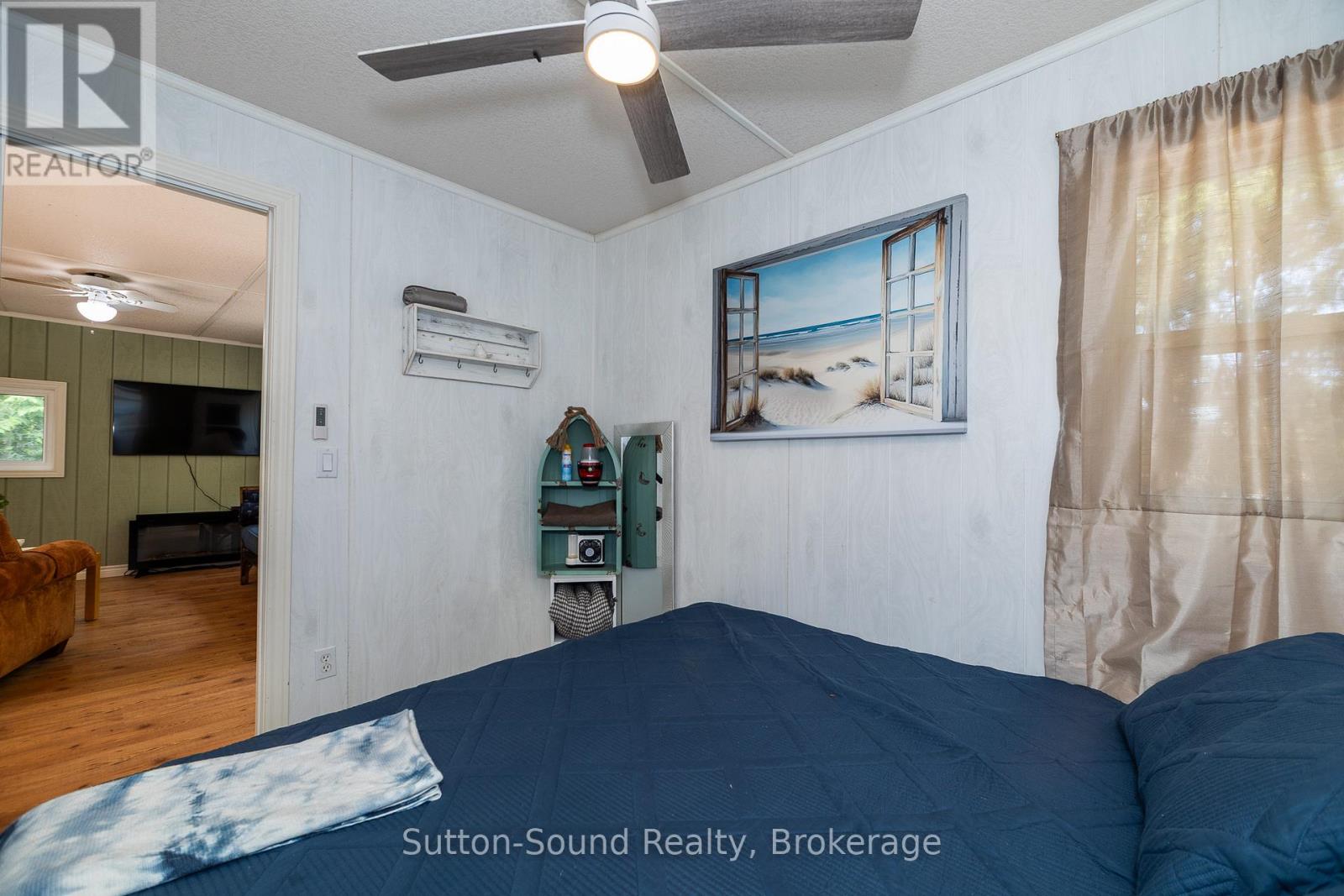 1055 2ND AVENUE S - 8