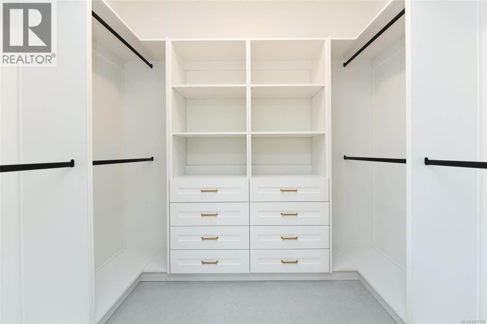 1842 CROWN ISLE BLVD - 45