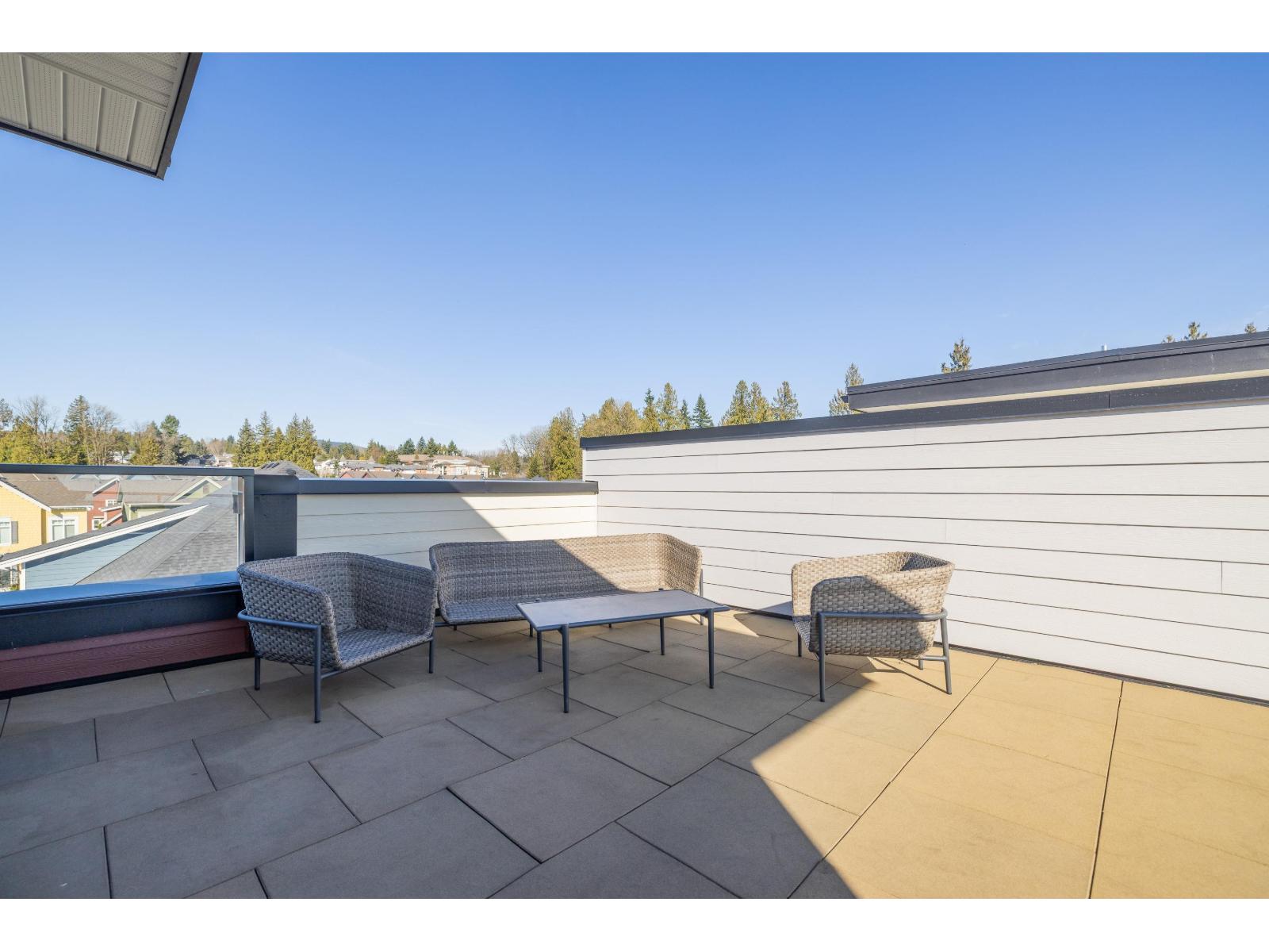 97 7381 PRESTON BOULEVARD, Mission