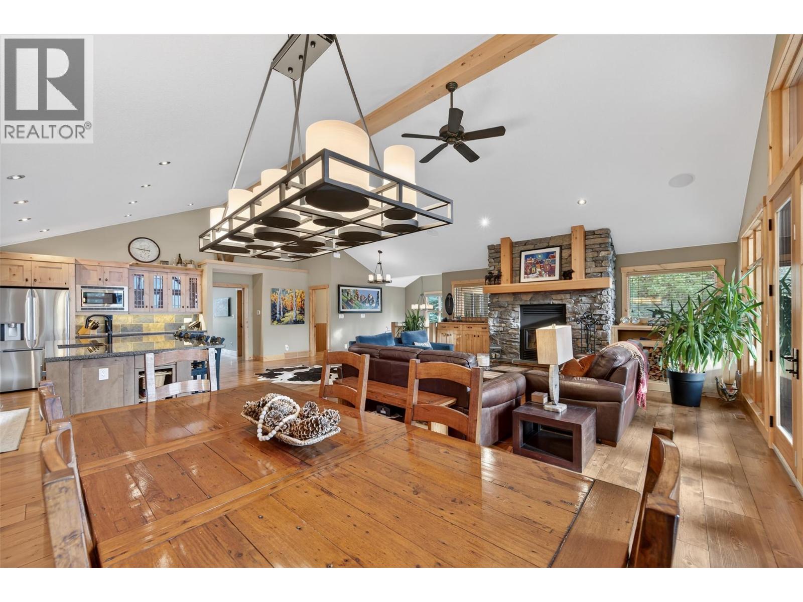 835 LAKEVIEW MEADOWS GREEN - 26