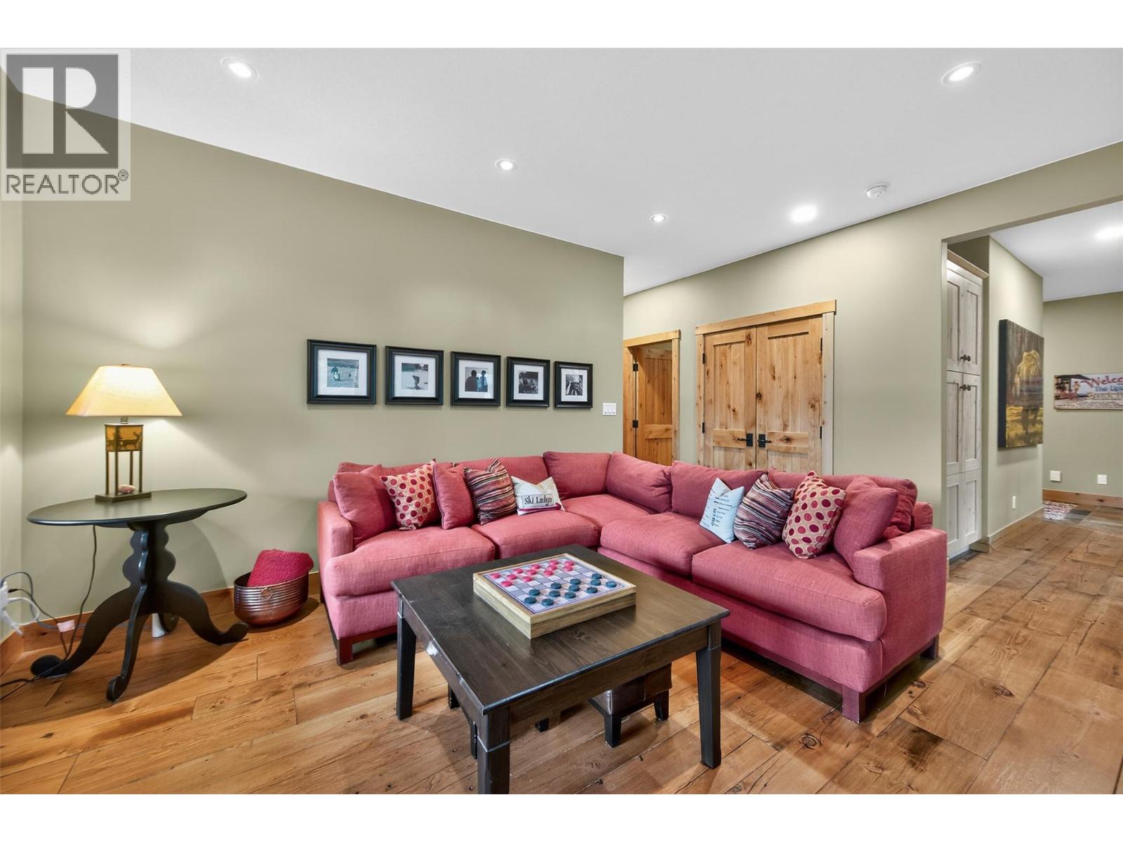 835 LAKEVIEW MEADOWS GREEN - 46