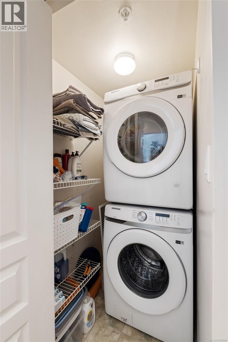 #402 1015 JOHNSON ST - 19