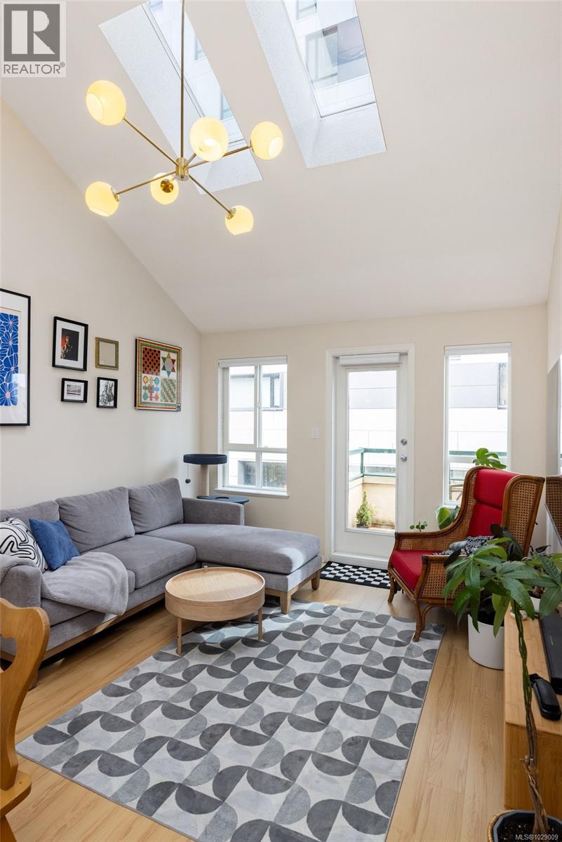 #402 1015 JOHNSON ST - 5