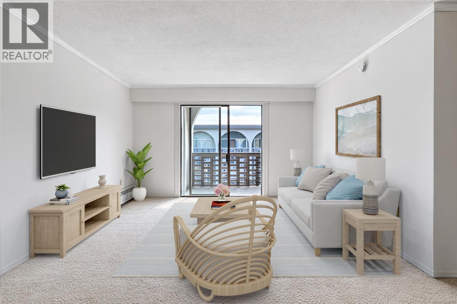 301 2050 White Birch Rd, Sidney