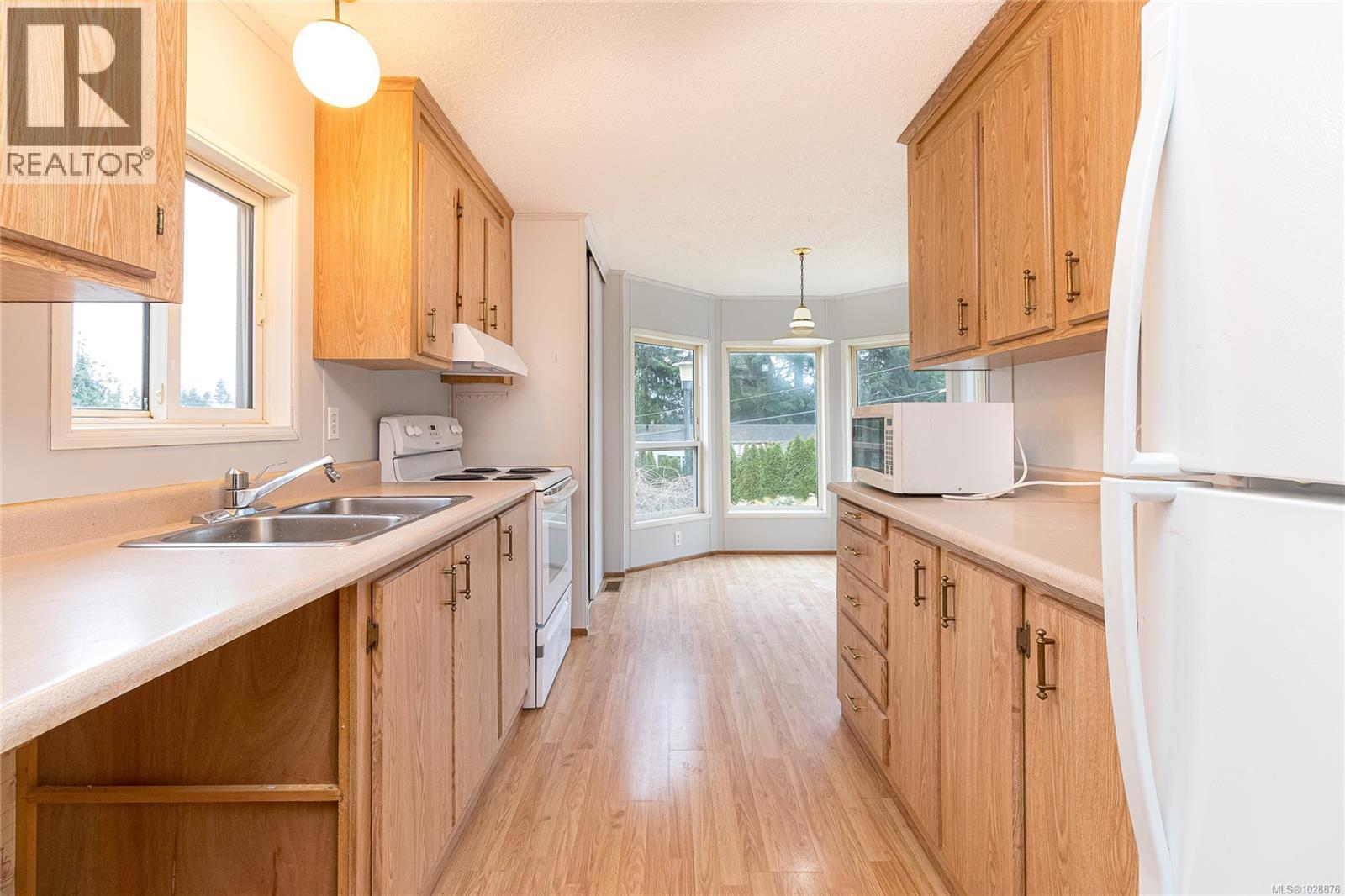 211 2779 Stautw Road, Central Saanich