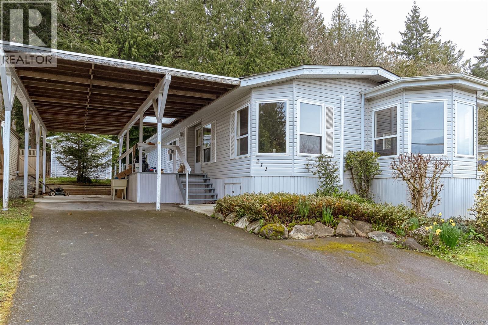 211 2779 Stautw Road, Central Saanich