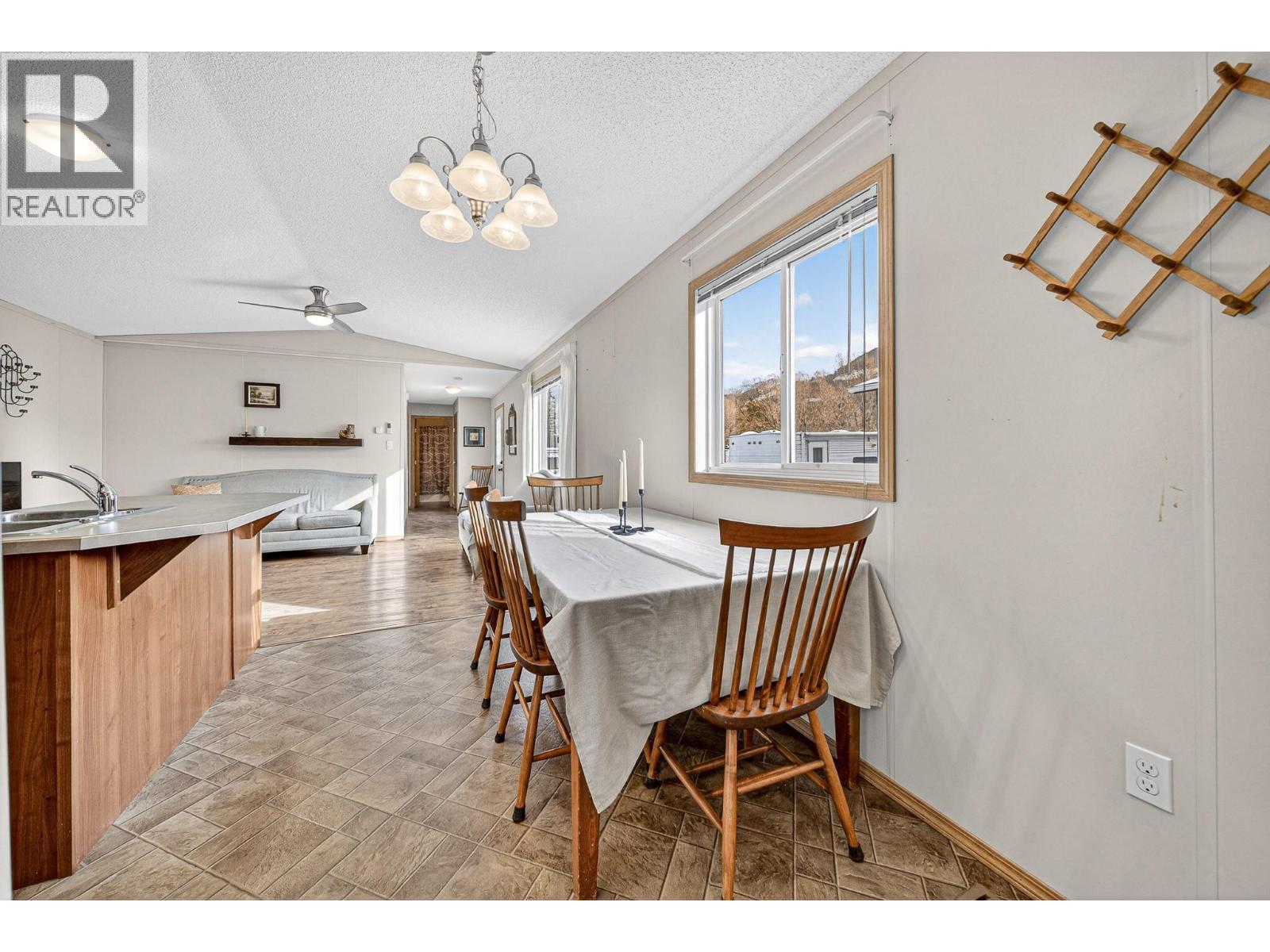 100 INDUSTRIAL ROAD 1 Road Unit# 108, Sparwood