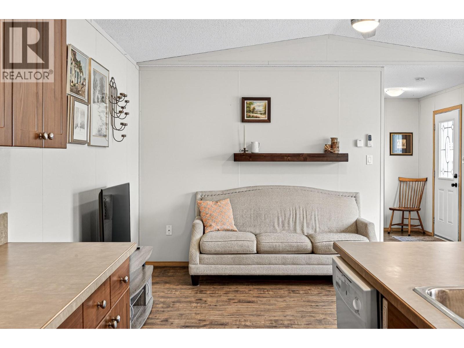 100 INDUSTRIAL ROAD 1 Road Unit# 108, Sparwood