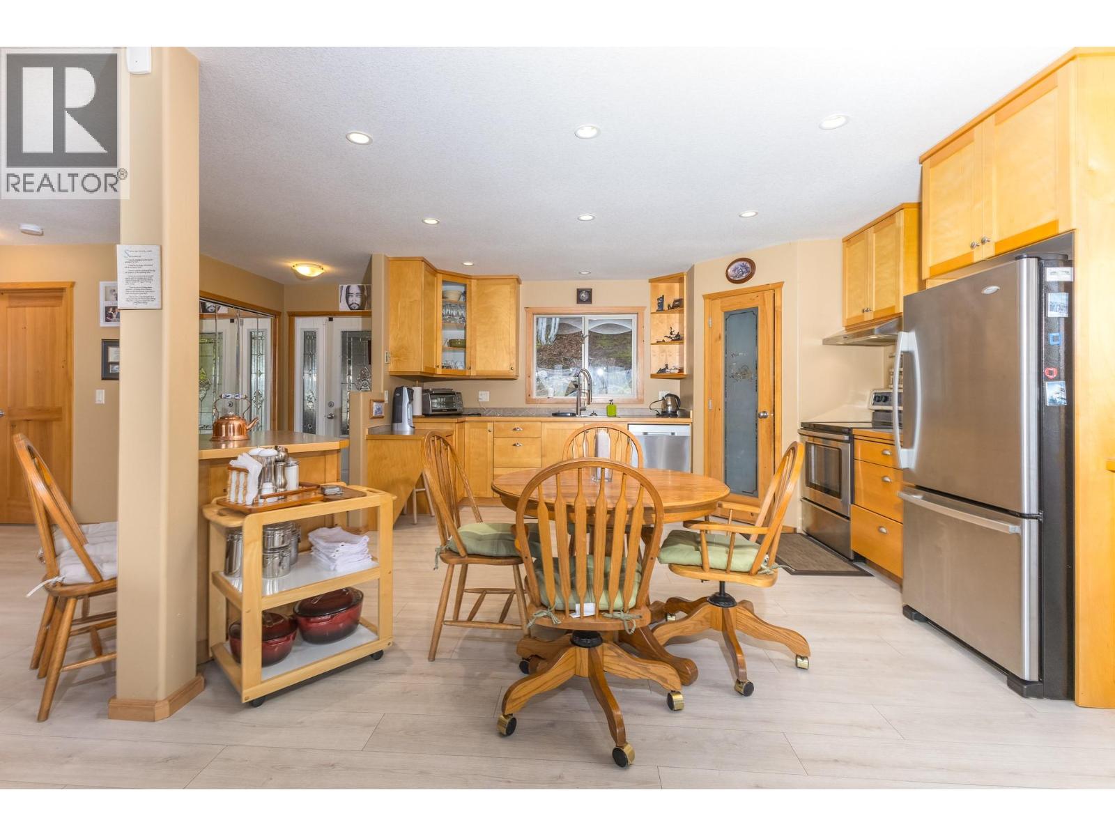 3572 Eagle Bay Road - 11