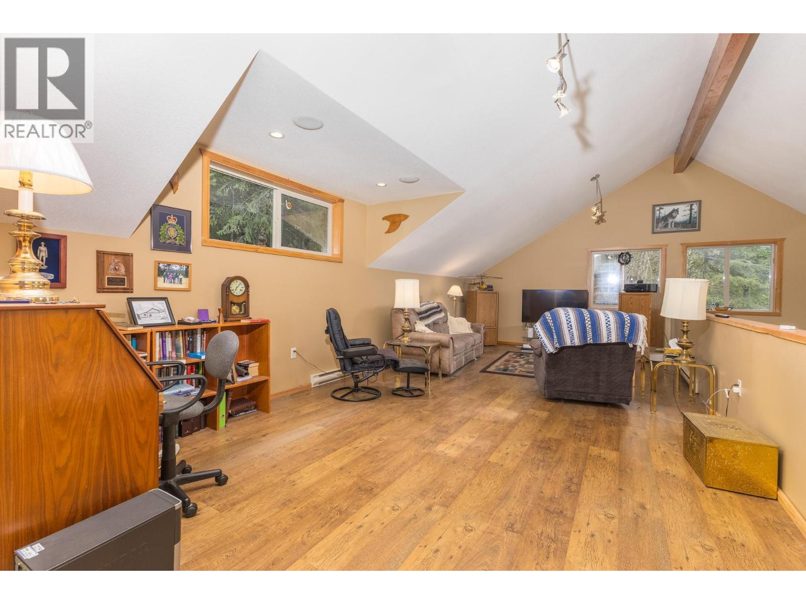  3572 Eagle Bay Road, Eagle Bay