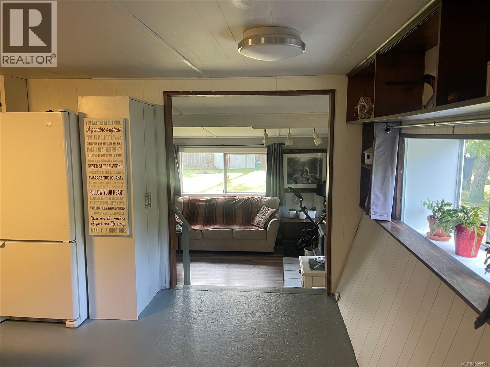 247 Huson Rd - 7
