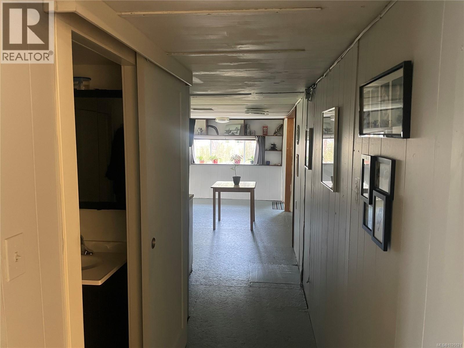 247 Huson Rd - 9