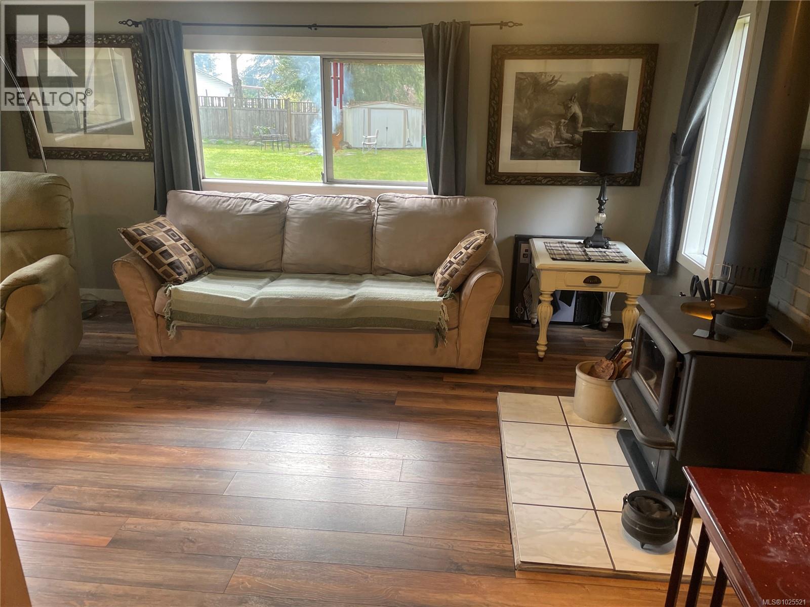 247 Huson Rd - 22