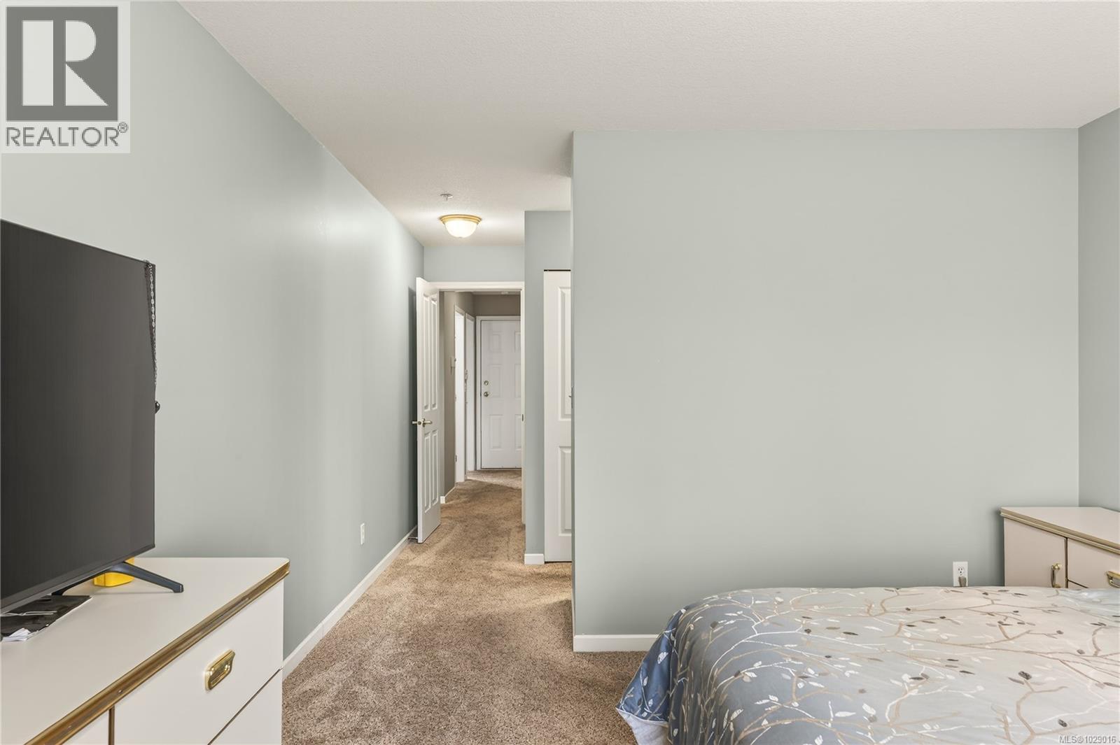 6156 BELLFLOWER WAY - 44