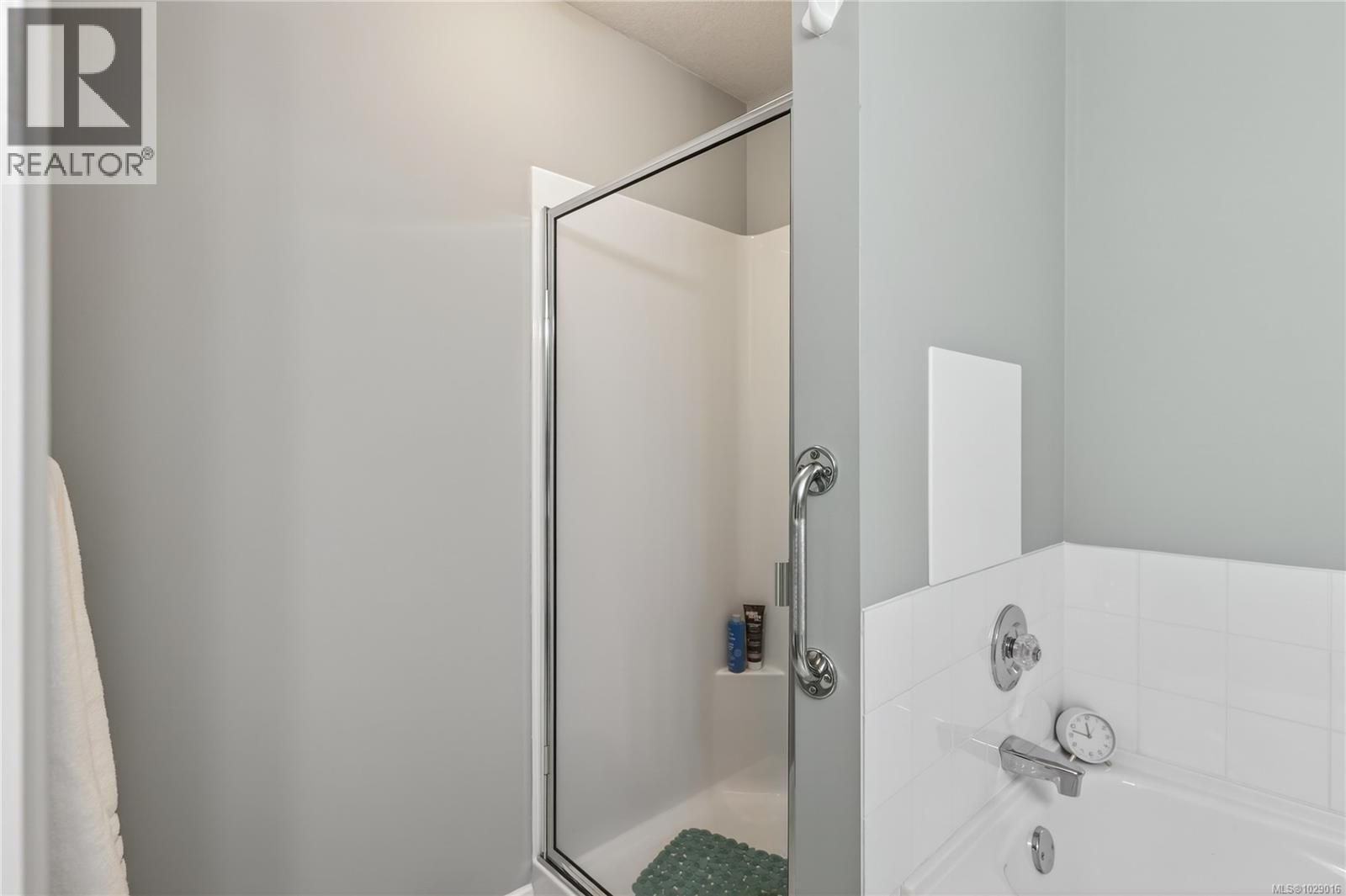 6156 BELLFLOWER WAY - 48