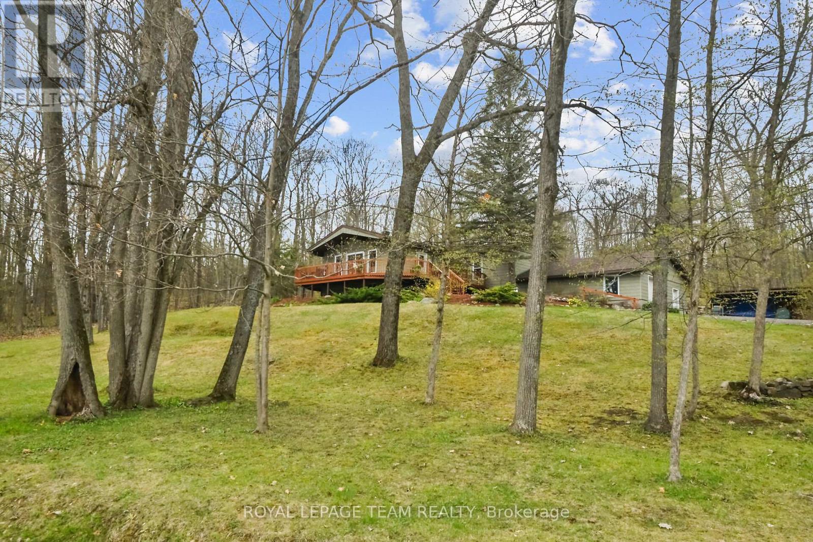 371 KENNEDY ROAD - 4