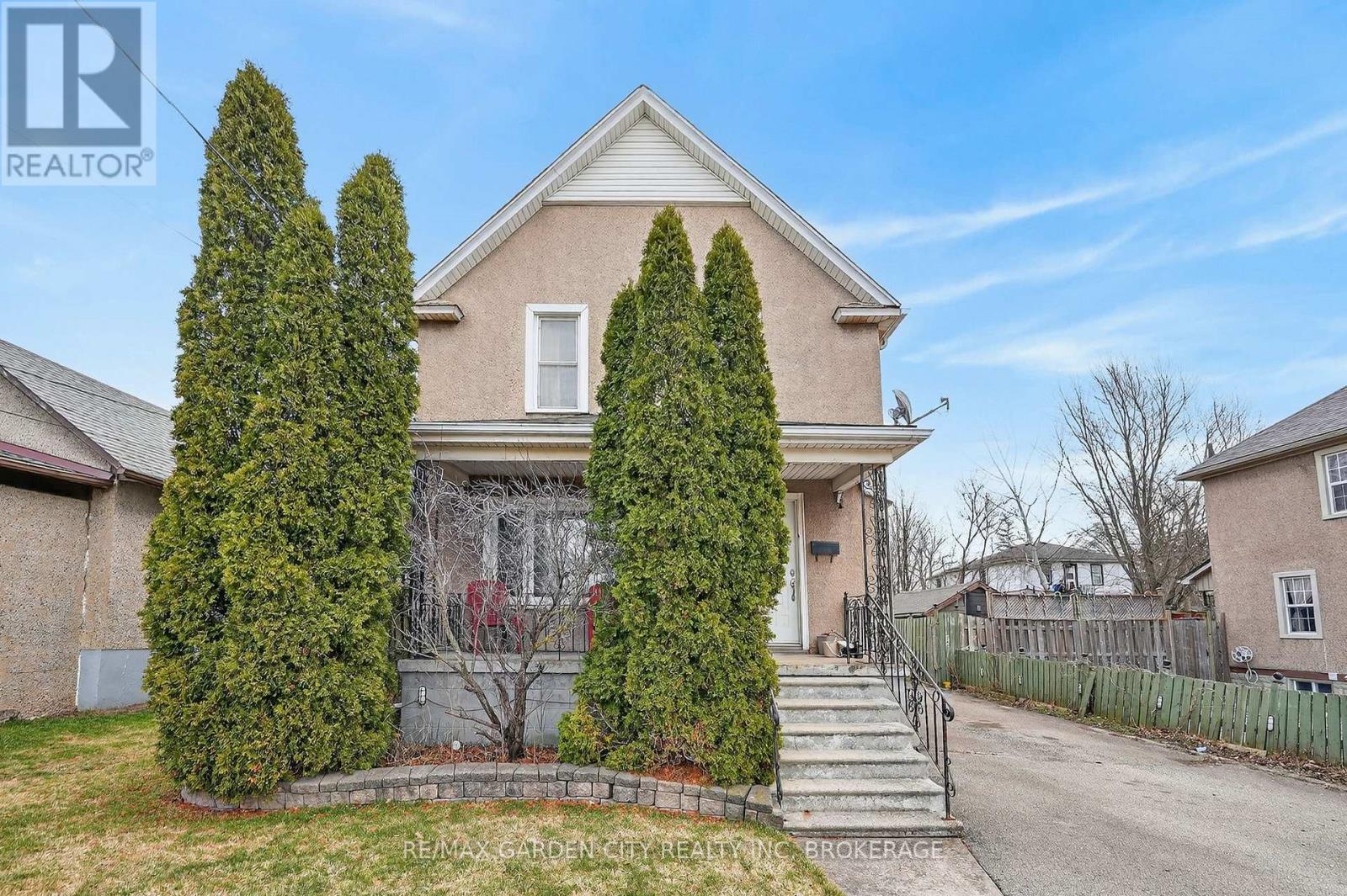 284 BURGAR STREET - 2