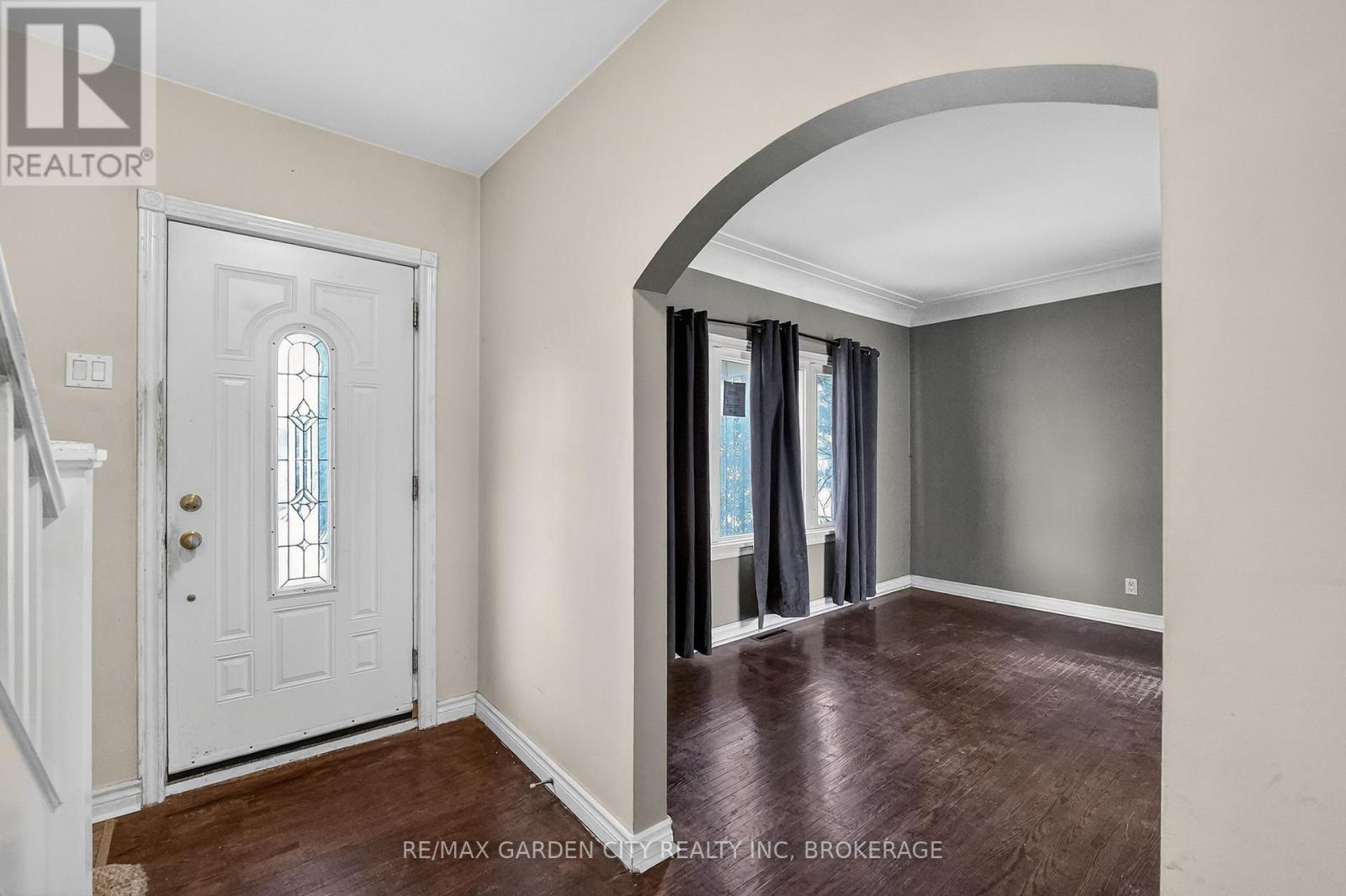 284 BURGAR STREET - 5