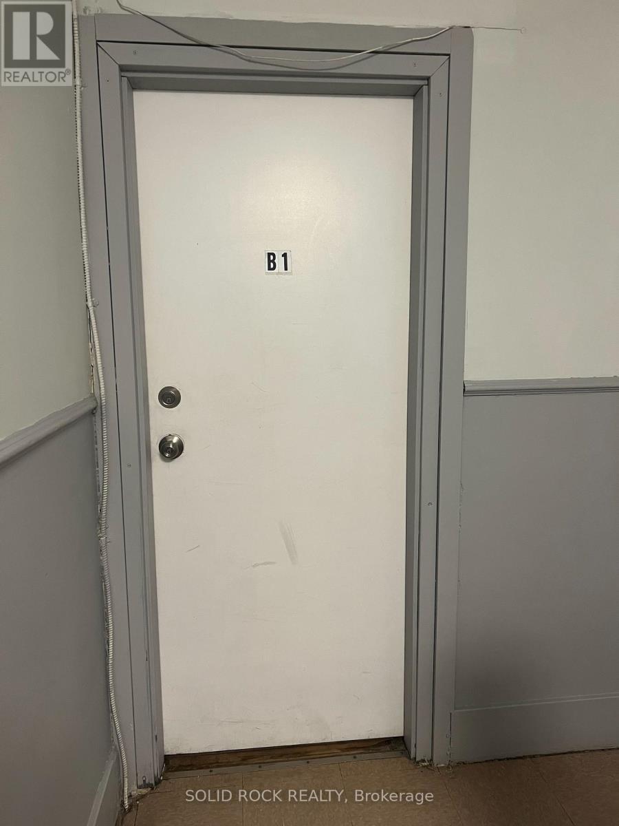 B1 - 89 KING STREET W