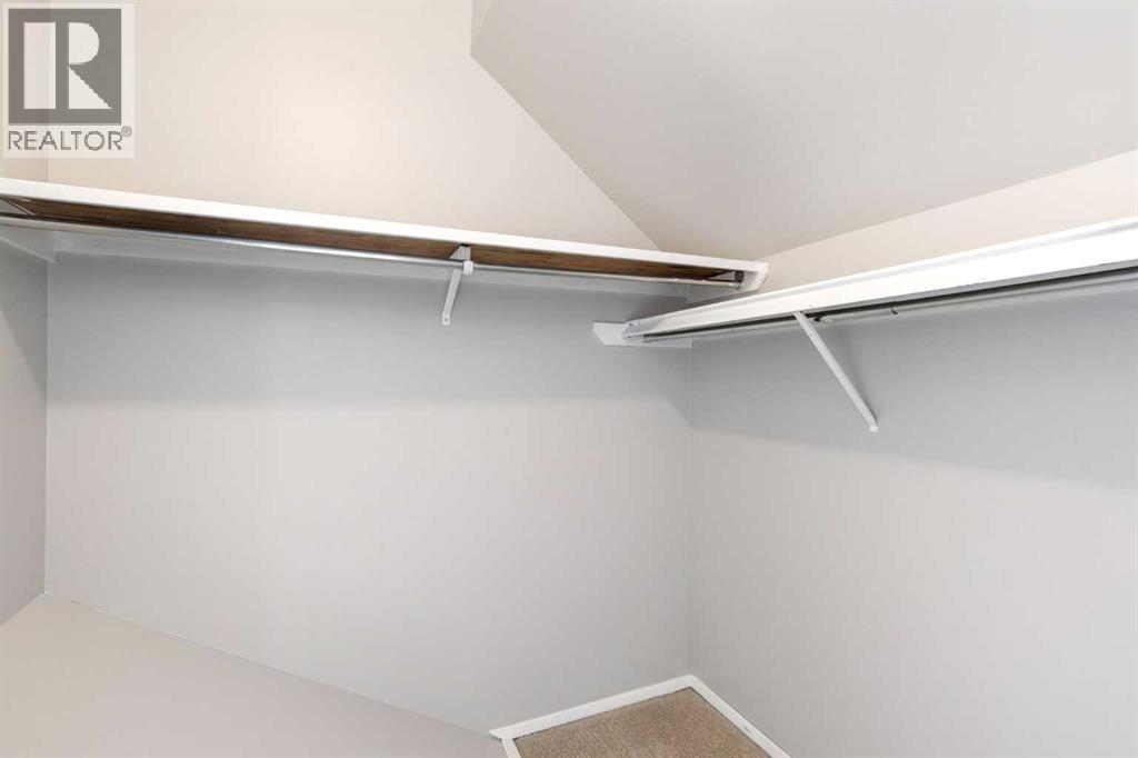 Single Family House for Sale in   Ranchview Drive NW Ranchlands Calgary 